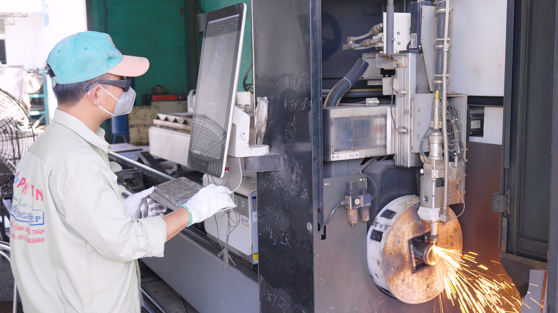 Sử dụng công nghiệ hiện đại vào sản xuất sản phẩm man thương hiệu phan tấn